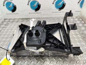 Gebruikte Regelunit Multi Media Tesla Model 3 Long Range, Performance AWD Prijs op aanvraag aangeboden door Rhenoy Onderdelen b.v.