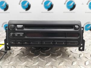 Gebruikte Radio CD Speler BMW Mini One/Cooper (R50) Prijs op aanvraag aangeboden door Rhenoy Onderdelen b.v.