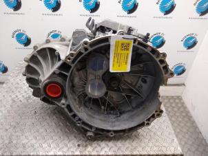 Gebruikte Versnellingsbak Ford Transit Custom Prijs op aanvraag aangeboden door Rhenoy Onderdelen b.v.