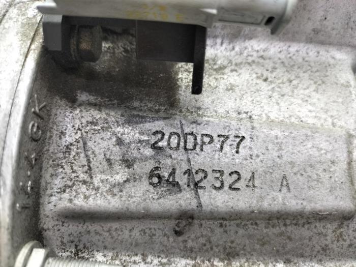 Versnellingsbak van een Citroën C3 (SC) 1.6 HDi 92 2012