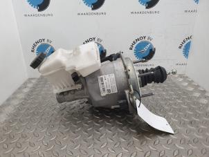 Gebruikte Rembol Peugeot 3008 II (M4/MC/MJ/MR) 1.6 16V Hybrid Prijs op aanvraag aangeboden door Rhenoy Onderdelen b.v.