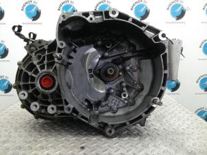 Gebruikte Versnellingsbak Opel Combo Prijs op aanvraag aangeboden door Rhenoy Onderdelen b.v.