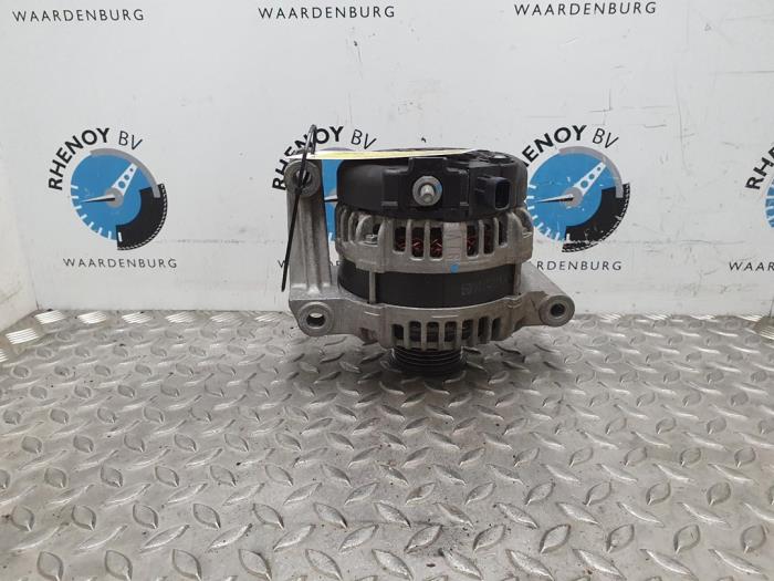 Dynamo van een Opel Corsa E  2018