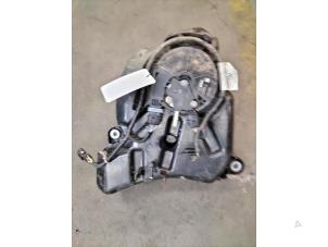 Gebruikte Pomp adblue Landrover Discovery Sport L550 Prijs op aanvraag aangeboden door Rhenoy Onderdelen b.v.