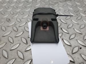 Gebruikte Camera voorzijde Citroen C3 (SX/SW) 1.2 12V e-THP PureTech 110 Prijs op aanvraag aangeboden door Rhenoy Onderdelen b.v.