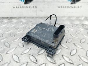 Gebruikte Side assist sensor Peugeot 408 1.2 PureTech 130 Prijs op aanvraag aangeboden door Rhenoy Onderdelen b.v.