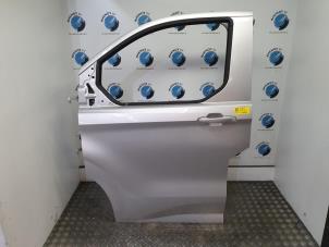 Gebruikte Deur 4Deurs links-voor Ford Transit Custom 2.0 EcoBlue 136 Prijs op aanvraag aangeboden door Rhenoy Onderdelen b.v.