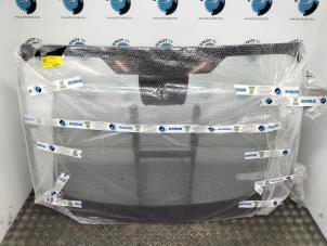 Gebruikte Voorruit Ford Transit Custom 2.0 EcoBlue 136 Prijs op aanvraag aangeboden door Rhenoy Onderdelen b.v.