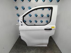 Gebruikte Deur 4Deurs links-voor Ford Transit Custom 2.0 EcoBlue 136 Prijs op aanvraag aangeboden door Rhenoy Onderdelen b.v.