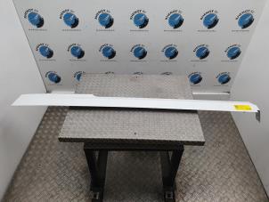 Gebruikte Schuifdeurrail links Ford Transit Custom 2.0 EcoBlue 136 Prijs op aanvraag aangeboden door Rhenoy Onderdelen b.v.