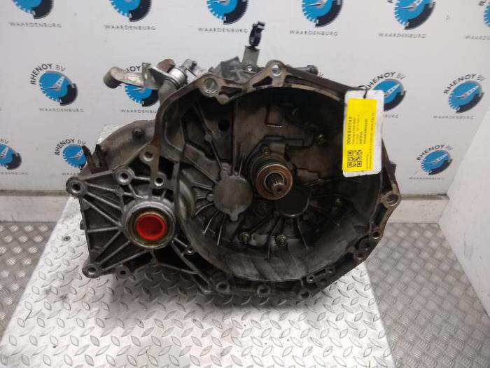 Gebruikte Versnellingsbak Opel Astra Prijs € 302,50 Inclusief btw aangeboden door Rhenoy Onderdelen b.v.