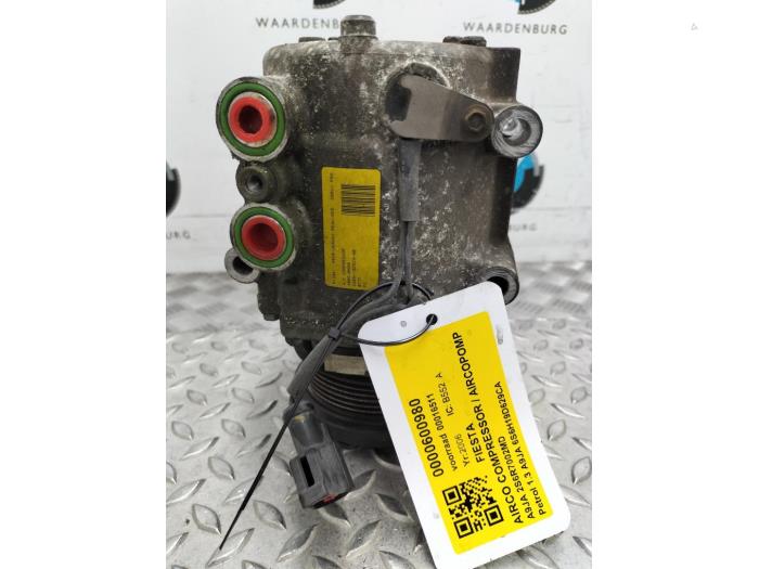 Gebruikte Aircopomp Ford Fiesta Prijs € 48,40 Inclusief btw aangeboden door Rhenoy Onderdelen b.v.