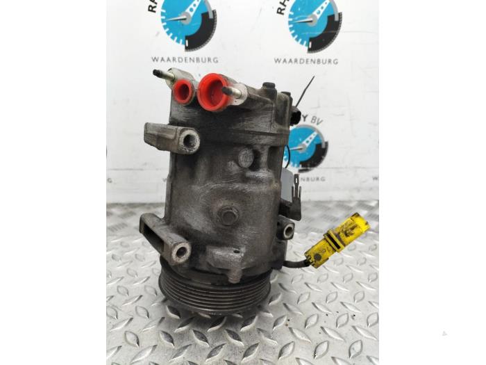 Gebruikte Aircopomp Peugeot 307 Prijs € 60,50 Inclusief btw aangeboden door Rhenoy Onderdelen b.v.