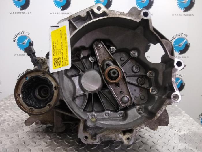 Gebruikte Versnellingsbak Volkswagen Polo Prijs € 181,50 Inclusief btw aangeboden door Rhenoy Onderdelen b.v.