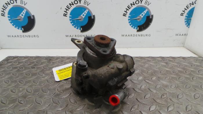 Gebruikte Servopomp BMW Z3 Prijs € 48,40 Inclusief btw aangeboden door Rhenoy Onderdelen b.v.