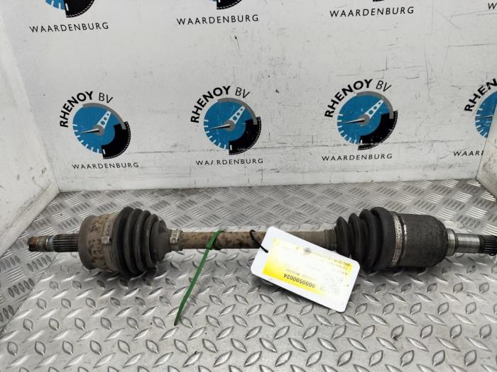 Gebruikte Aandrijfas links-achter Fiat Panda Prijs € 48,40 Inclusief btw aangeboden door Rhenoy Onderdelen b.v.