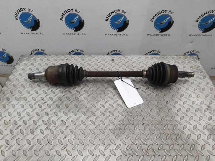 Gebruikte Aandrijfas links-achter Ford KA Prijs € 36,30 Inclusief btw aangeboden door Rhenoy Onderdelen b.v.