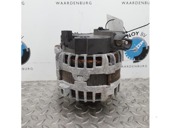 Gebruikte Dynamo Landrover Range Rover Prijs € 121,00 Inclusief btw aangeboden door Rhenoy Onderdelen b.v.