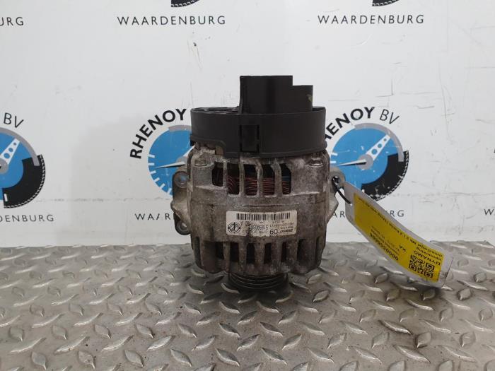 Gebruikte Dynamo Ford KA Prijs € 36,30 Inclusief btw aangeboden door Rhenoy Onderdelen b.v.