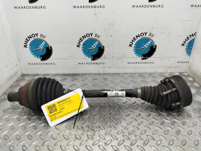 Gebruikte Steekas links-achter Seat Leon Prijs € 145,20 Inclusief btw aangeboden door Rhenoy Onderdelen b.v.
