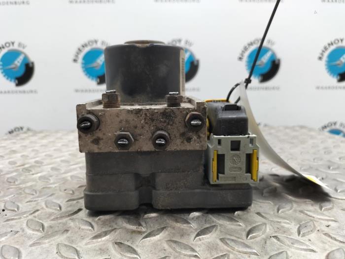 Gebruikte ABS Pomp Citroen C3 Prijs € 181,50 Inclusief btw aangeboden door Rhenoy Onderdelen b.v.