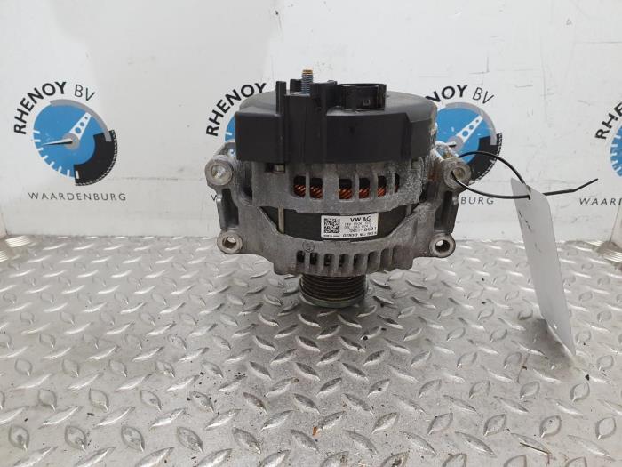 Gebruikte Dynamo Audi A4 Prijs € 181,50 Inclusief btw aangeboden door Rhenoy Onderdelen b.v.
