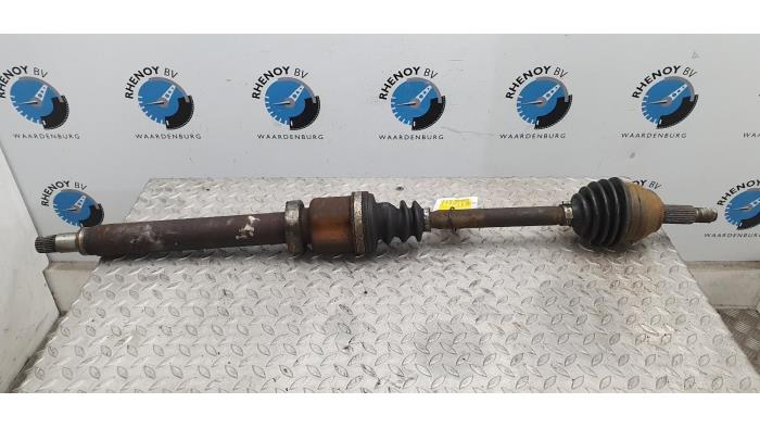 Gebruikte Aandrijfas rechts-achter Ford Fiesta Prijs € 36,30 Inclusief btw aangeboden door Rhenoy Onderdelen b.v.