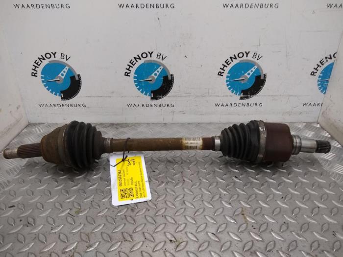 Gebruikte Aandrijfas links-achter Ford Fiesta Prijs € 48,40 Inclusief btw aangeboden door Rhenoy Onderdelen b.v.