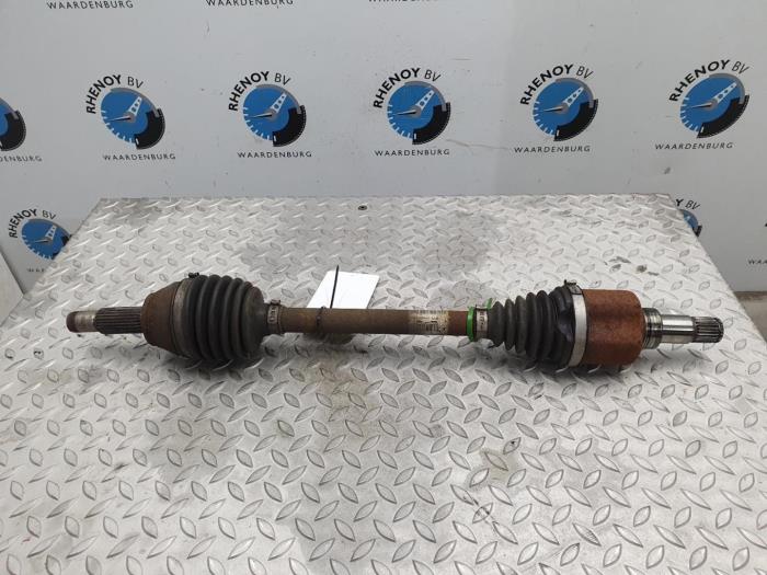 Gebruikte Aandrijfas links-achter Ford Fiesta Prijs € 60,50 Inclusief btw aangeboden door Rhenoy Onderdelen b.v.