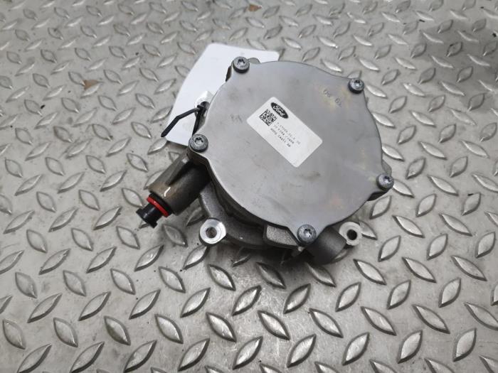 Gebruikte Vacuumpomp (Benzine) Ford Kuga Prijs € 121,00 Inclusief btw aangeboden door Rhenoy Onderdelen b.v.