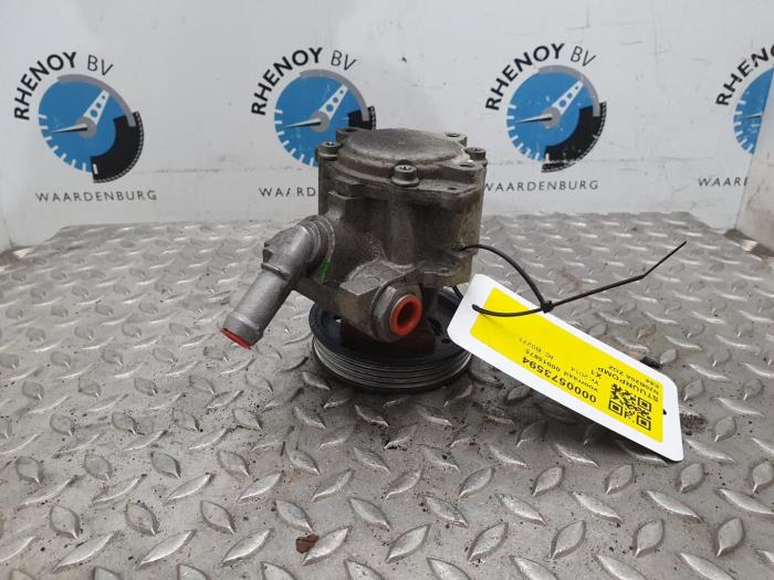 Gebruikte Servopomp BMW X1 Prijs € 121,00 Inclusief btw aangeboden door Rhenoy Onderdelen b.v.
