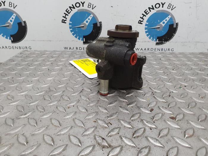 Gebruikte Servopomp Seat Arosa Prijs € 48,40 Inclusief btw aangeboden door Rhenoy Onderdelen b.v.