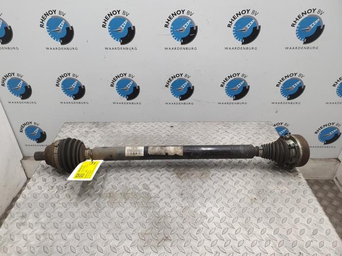 Gebruikte Aandrijfas rechts-achter Seat Leon Prijs € 60,50 Inclusief btw aangeboden door Rhenoy Onderdelen b.v.
