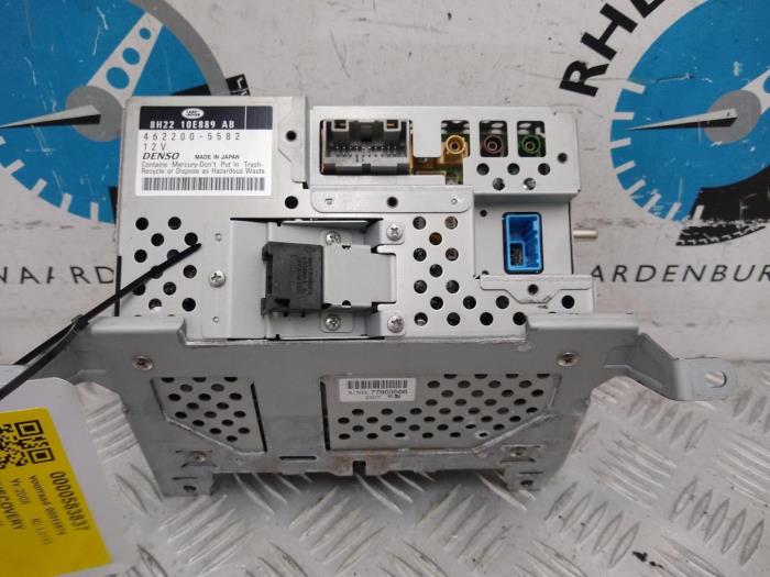 Boordcomputer van een Landrover Discovery 2008