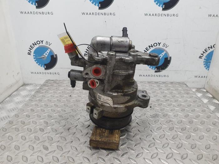 Gebruikte Pomp Servo BMW 5-Serie Prijs € 302,50 Inclusief btw aangeboden door Rhenoy Onderdelen b.v.