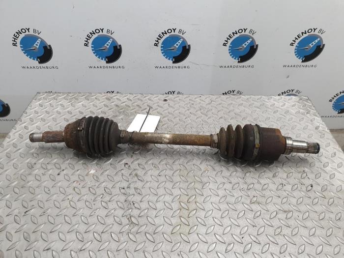 Gebruikte Aandrijfas links-achter Ford Fiesta Prijs € 84,70 Inclusief btw aangeboden door Rhenoy Onderdelen b.v.