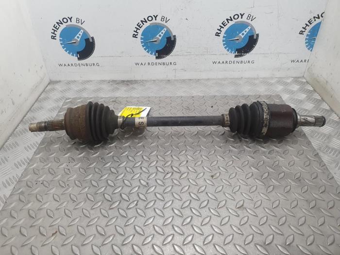 Gebruikte Aandrijfas links-achter Opel Corsa Prijs € 48,40 Inclusief btw aangeboden door Rhenoy Onderdelen b.v.