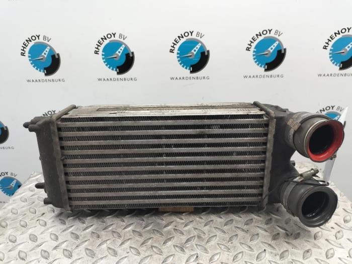 Gebruikte Intercooler Ford Fiesta Prijs € 84,70 Inclusief btw aangeboden door Rhenoy Onderdelen b.v.