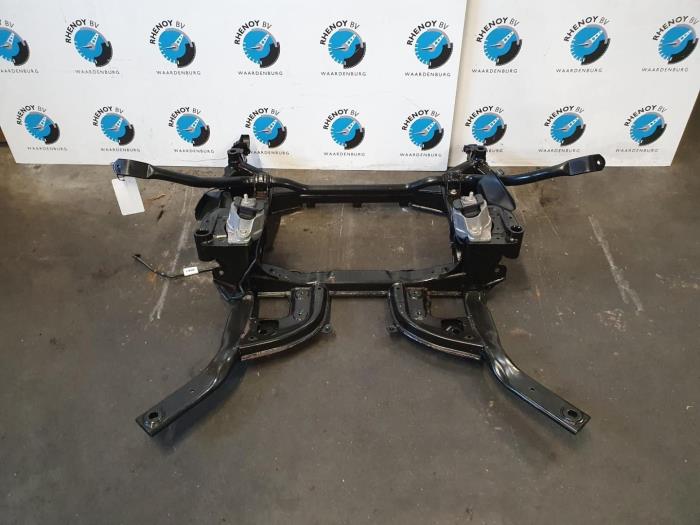 Gebruikte Subframe Jaguar XE Prijs € 484,00 Inclusief btw aangeboden door Rhenoy Onderdelen b.v.