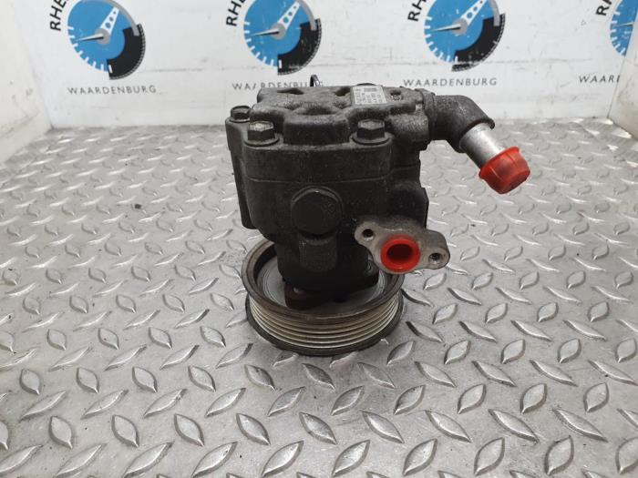 Gebruikte Pomp Servo Volkswagen Bestel Prijs € 84,70 Inclusief btw aangeboden door Rhenoy Onderdelen b.v.