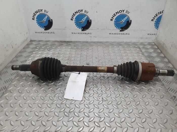 Gebruikte Aandrijfas links-achter Ford Fiesta Prijs € 60,50 Inclusief btw aangeboden door Rhenoy Onderdelen b.v.