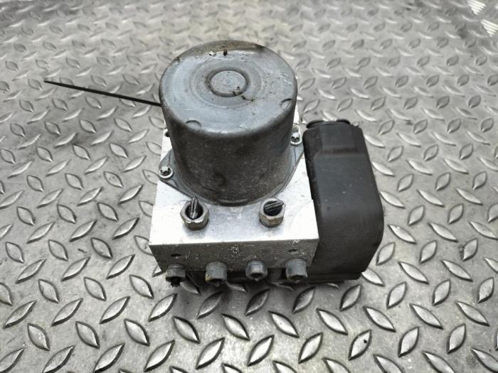 Gebruikte Pomp Servo Citroen C4 Grand Picasso Prijs € 72,60 Inclusief btw aangeboden door Rhenoy Onderdelen b.v.