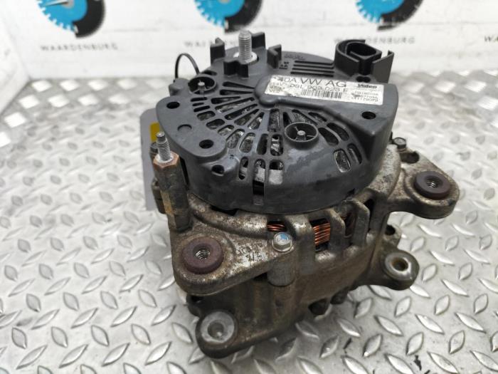 Gebruikte Dynamo Seat Leon Prijs € 48,40 Inclusief btw aangeboden door Rhenoy Onderdelen b.v.