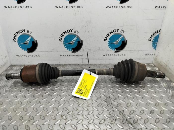 Gebruikte Aandrijfas links-achter Opel Corsa Prijs € 48,40 Inclusief btw aangeboden door Rhenoy Onderdelen b.v.