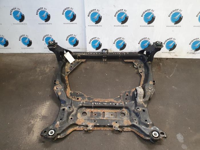Gebruikte Subframe Landrover Discovery Sport L550 Prijs € 242,00 Inclusief btw aangeboden door Rhenoy Onderdelen b.v.