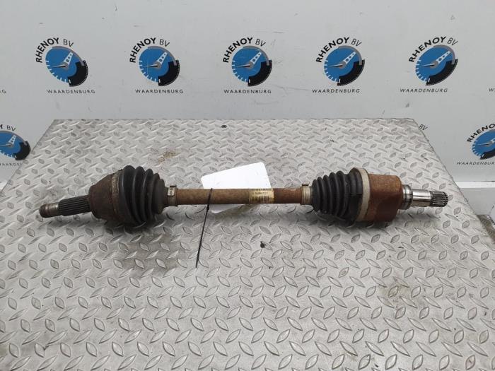 Gebruikte Aandrijfas links-achter Ford Fiesta Prijs € 48,40 Inclusief btw aangeboden door Rhenoy Onderdelen b.v.
