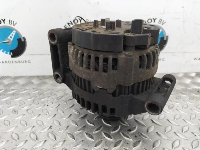 Gebruikte Dynamo Ford Transit Prijs € 72,60 Inclusief btw aangeboden door Rhenoy Onderdelen b.v.