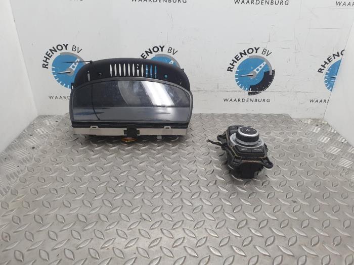 Gebruikte Boordcomputer BMW 3-Serie Prijs € 242,00 Inclusief btw aangeboden door Rhenoy Onderdelen b.v.