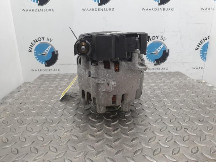 Gebruikte Dynamo Peugeot 3008 Prijs € 242,00 Inclusief btw aangeboden door Rhenoy Onderdelen b.v.