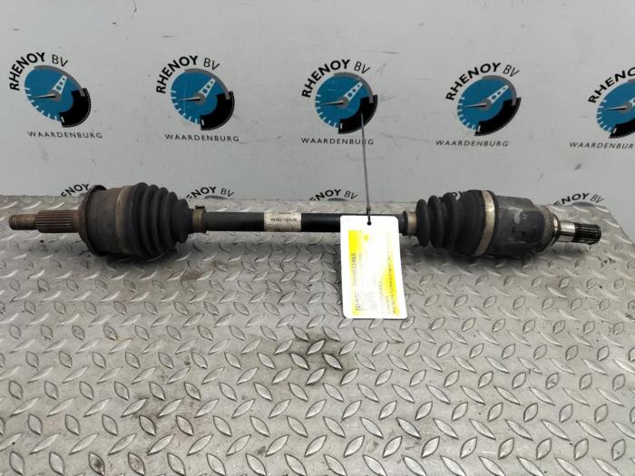 Gebruikte Aandrijfas links-achter Opel Agila Prijs € 96,80 Inclusief btw aangeboden door Rhenoy Onderdelen b.v.
